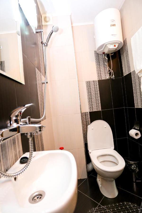 Студия И Стаи За Гости -Жк Пентагон Kŭrdzhali Exterior foto